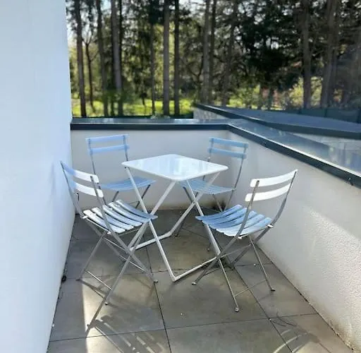 Le Mans Proche Du Circuit Des 24h * Changé